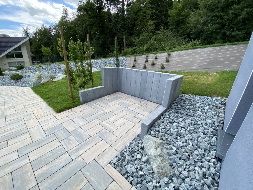 julien-nature-services - cour en dalles