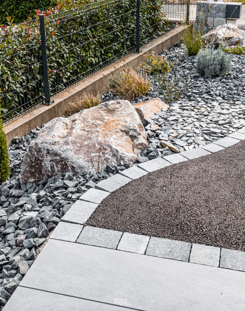 julien-nature-services - aménagement paysager avec cailloux